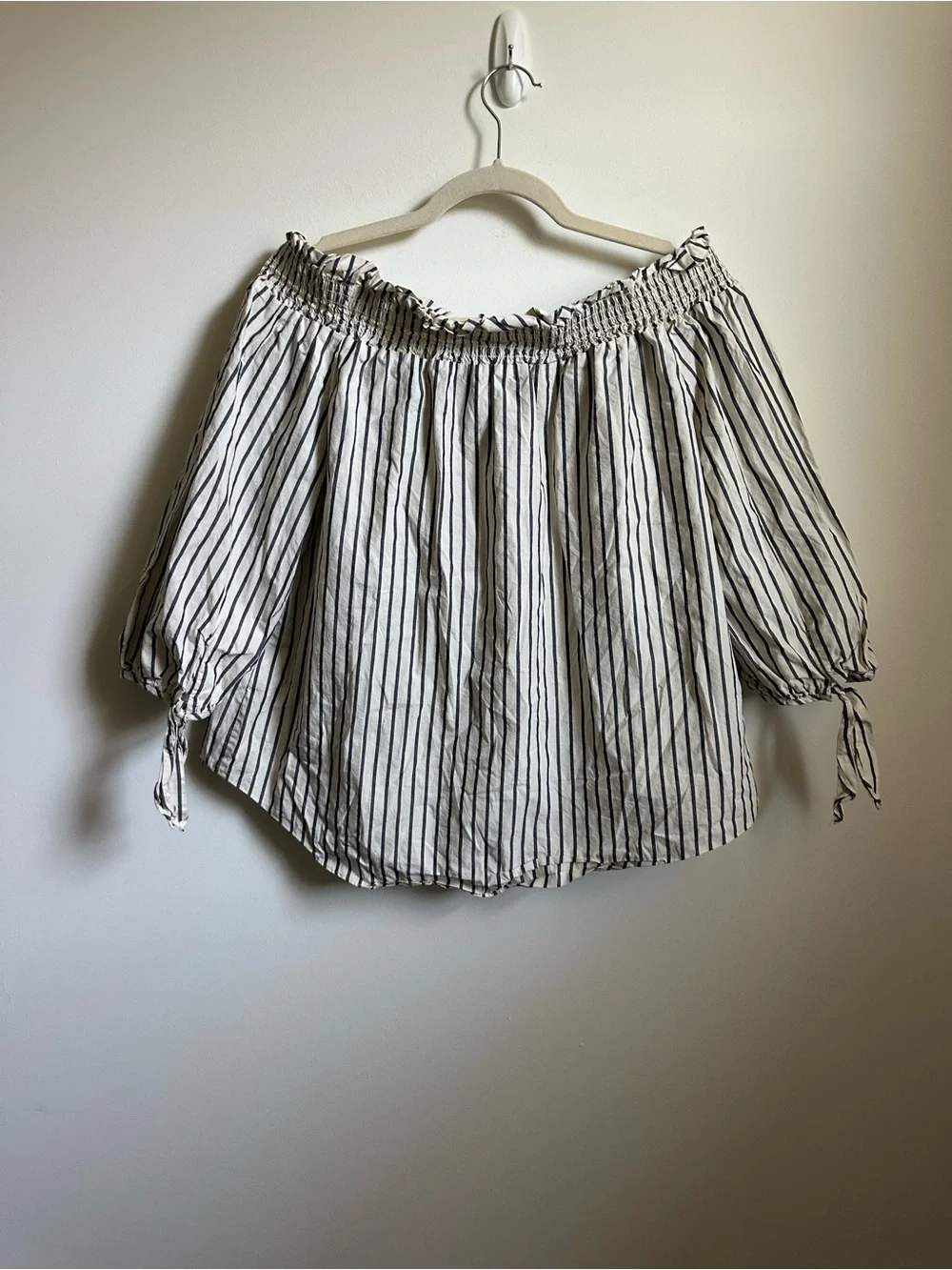 Kensie Off Shoulder Striped Blouse White Blue Tie Sleeve Women’s L 100% cotton - Picture 2 of 9